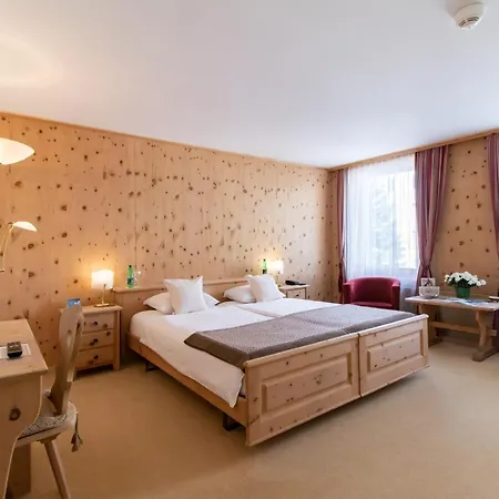 Boutique Hotel Eden 3*